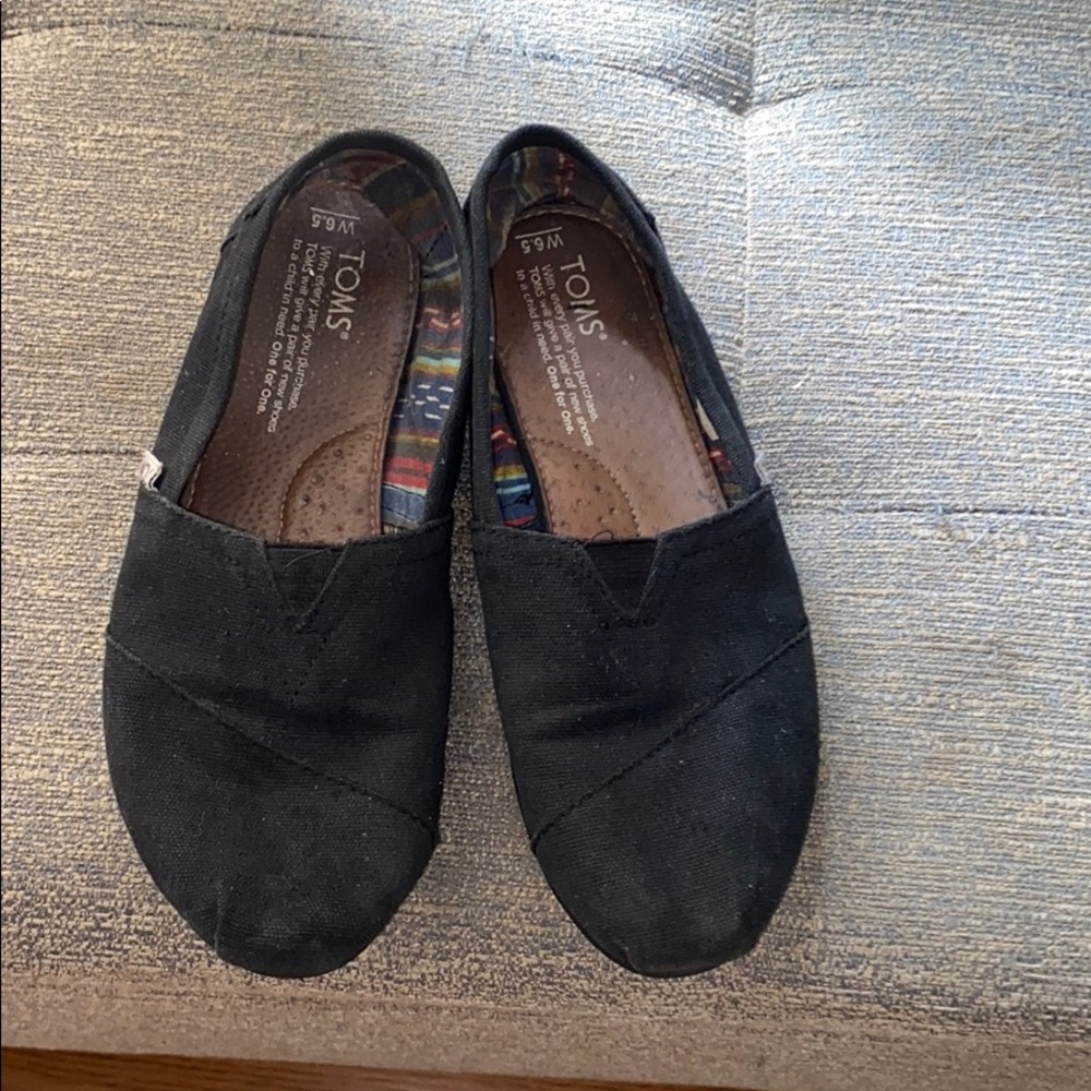 Toms shoes